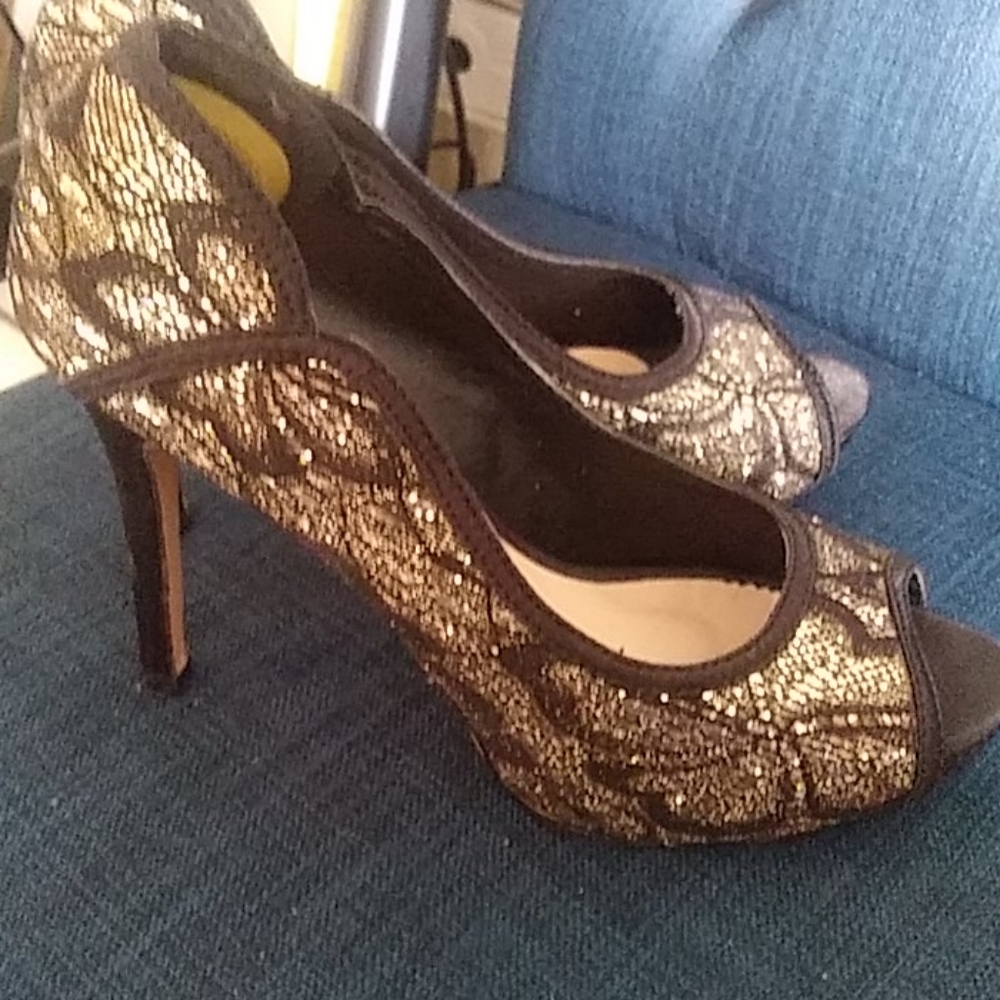 EUC de blossom collection dressy pumps